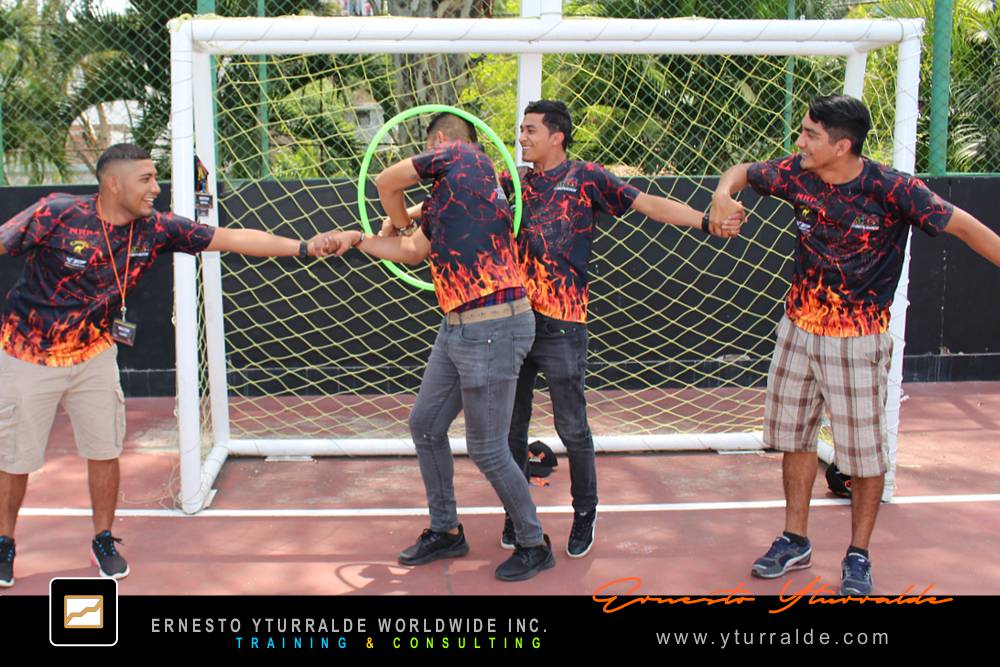 Trabajo en Equipo LATAM con talleres de cuerdas aplicados a equipos corporativos