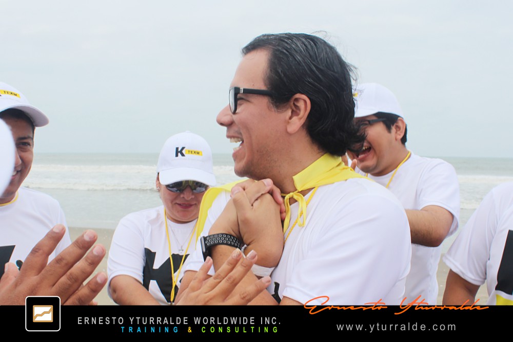 Trabajo en Equipo LATAM | Talleres de Cuerdas | Aprendizaje experiencial para empresas líderes